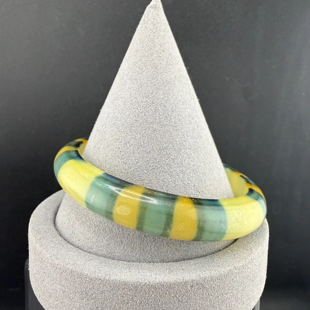 Vintage Bangle Bracelet Green Yellow Stripes Acrylic‎ 8.5